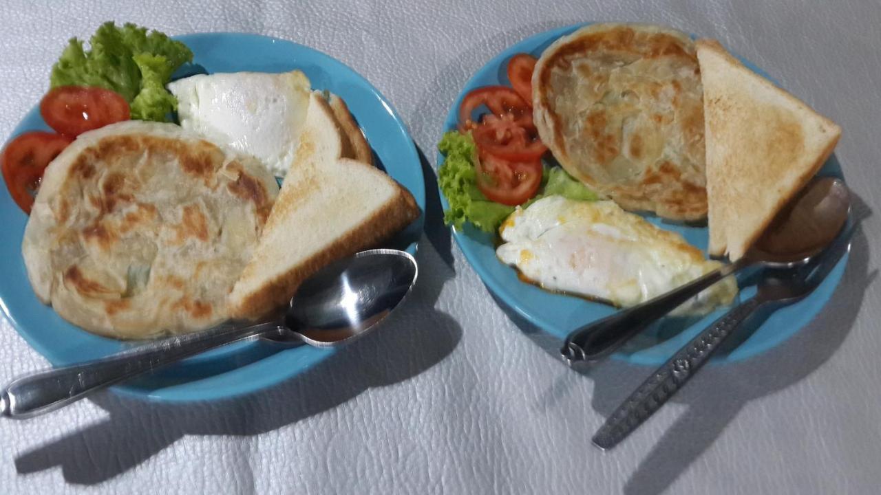 Khum Thong Resort Takuapa 外观 照片