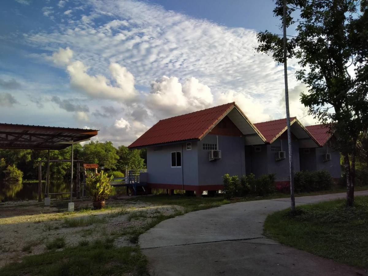 Khum Thong Resort Takuapa 外观 照片